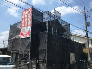 外壁に色褪せや大きなクラック【広島県福山市御幸町】 (1)
