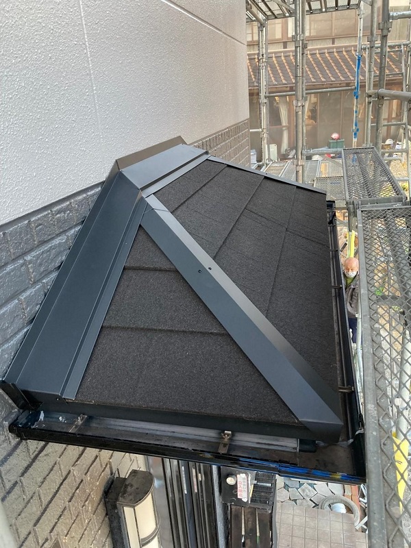 岡山県浅口市　屋根カバー工法(屋根重ね葺き工事)　ジンカリウム鋼板 (5)