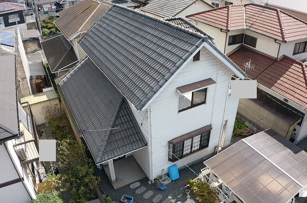 岡山県笠岡市・Y様邸　外壁塗装・屋根葺き替え・ドアカバー工法 (1)