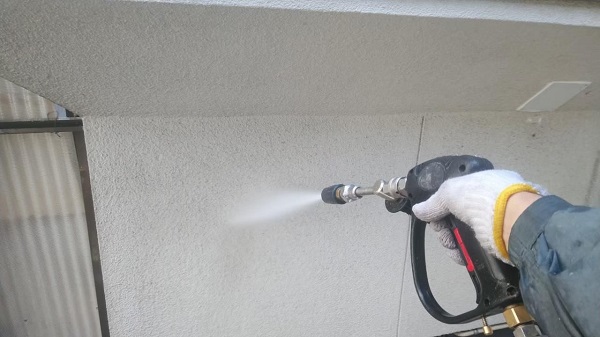 広島県福山市・D様邸　外壁塗装　重要な下地処理、高圧洗浄作業 (4)