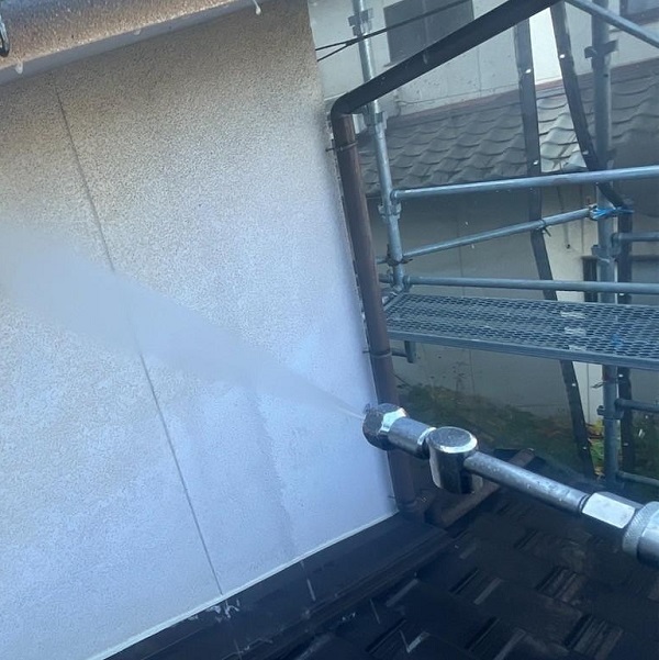 岡山県笠岡市・S様邸　外壁塗装　高圧洗浄はなぜ必要か (1)