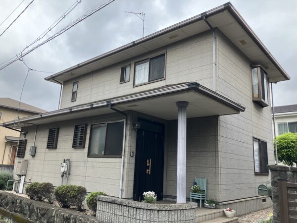 【施工前】屋根の劣化は雨漏りに繋がる可能性も！福山市の築25年の住宅で初めての屋根塗装・外壁塗装｜広島県福山市・K様邸