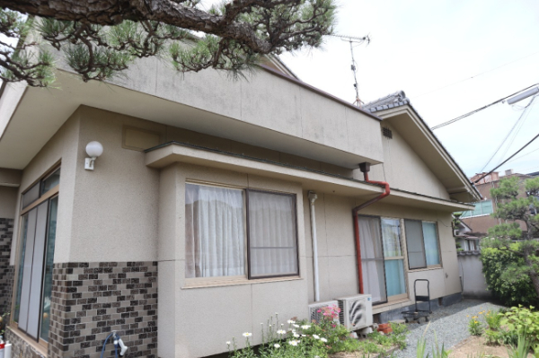 福山市S様_施工前外壁汚れ