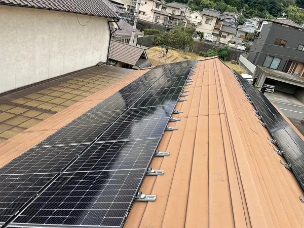 笠岡市 太陽光発電 屋根 工事