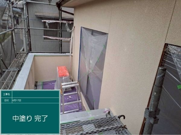 広島県福山市_外壁塗装_中塗り_施工後_2階